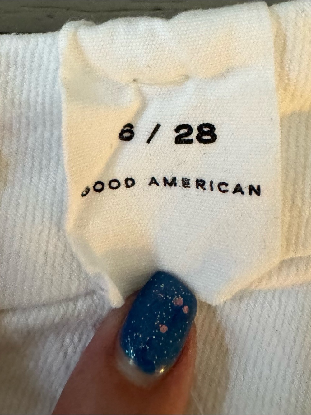 Good American White High-Rise Bermuda Shorts with Raw Hem - Picture 6 of 7